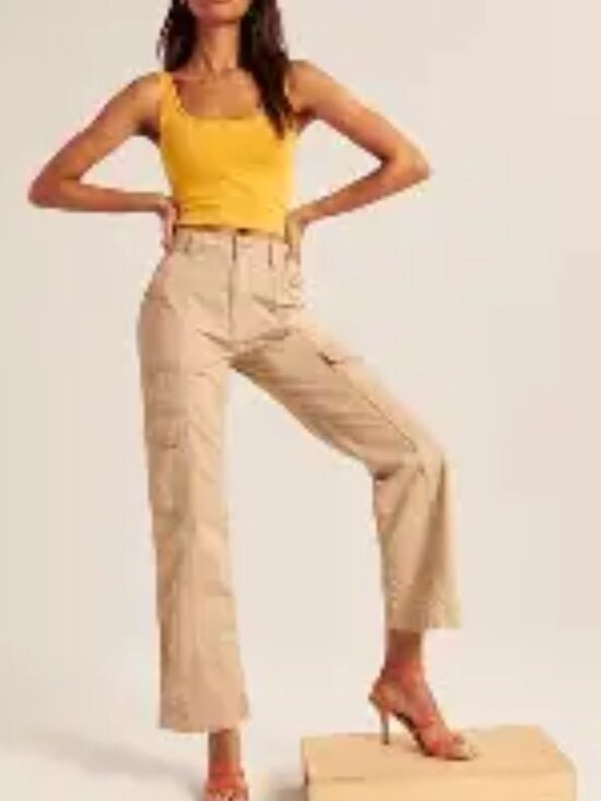 Abercrombie & Fitch Pants - Abercrombie & Fitch relaxed utility cargo pants in tan Women's sz 2short/26w
